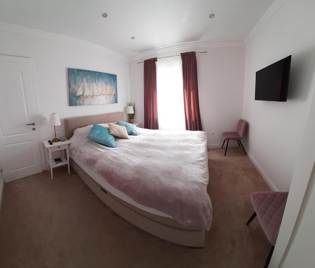 Summer Fantasy Apartment Макарська Екстер'єр фото